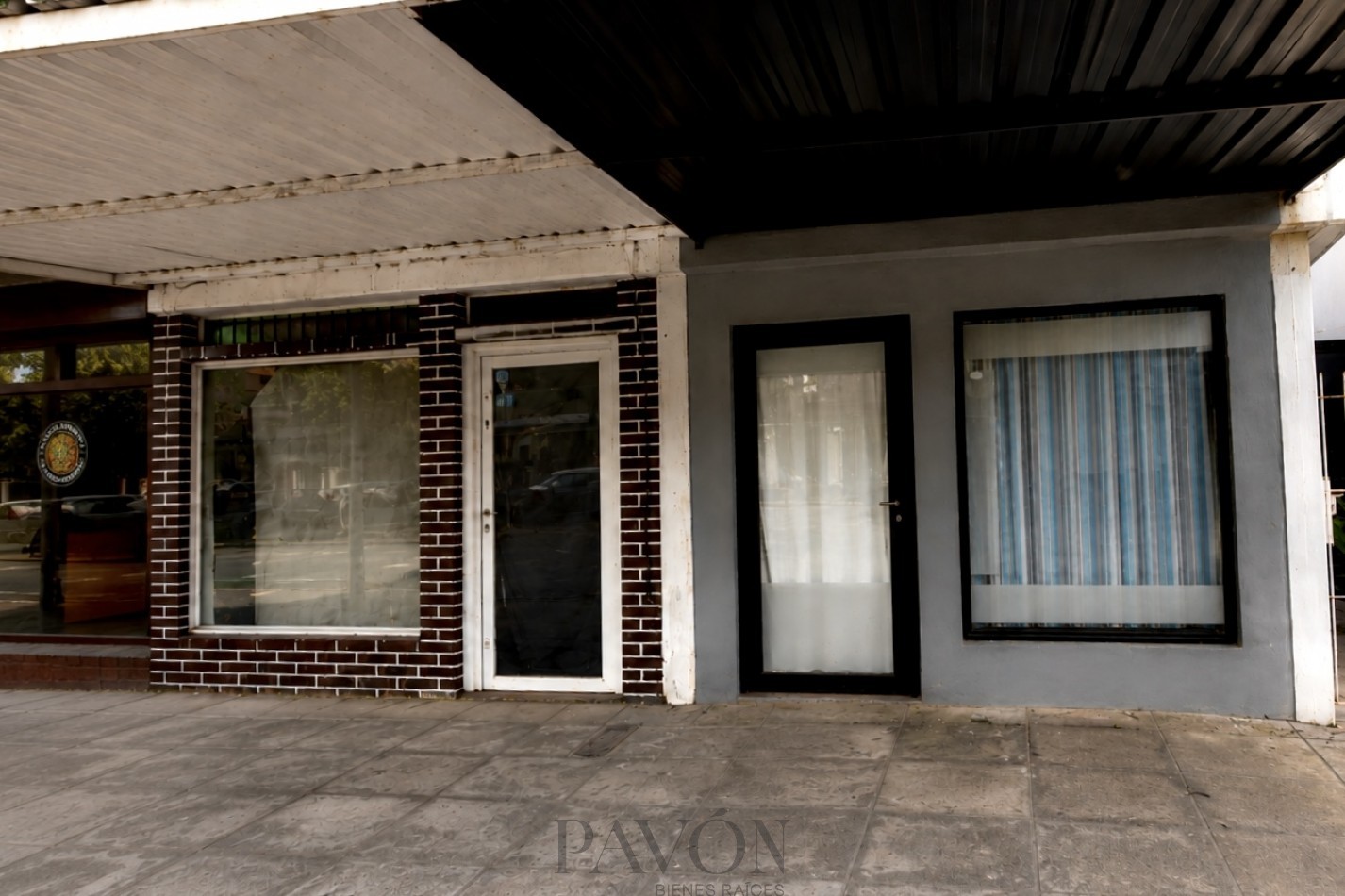 LOCALES COMERCIALES EN VENTA | AV. 3 Y PASEO 117 - VILLA GESELL