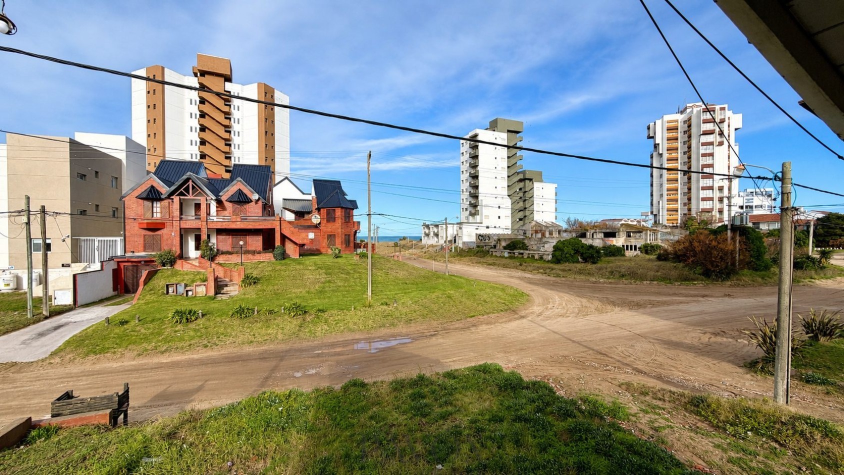 Duplex 3 ambientes en PH - Zona Sur de Villa Gesell.