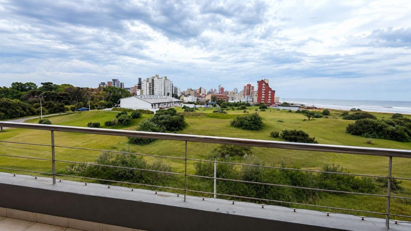 Departamento 2 ambientes y medio - zona centro - villa gesell